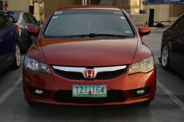 PARANAQUE, PH - OCT 19 - Honda Civic 19 Ekim 2024 tarihinde Paranaque, Filipinler 'de buluşacak. FD Takımı, Filipinler 'de düzenlenen bir otomobil kulübü etkinliğidir..