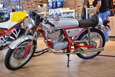 MUNTINLUPA, PH - SEPT 8 - Honda 8 Eylül 2024 tarihinde Filipinler 'in Muntinlupa şehrinde moto miras haftasonu 50 rüya görüyordu. Moto Heritage, Filipinler 'de düzenlenen bir motosiklet etkinliği..