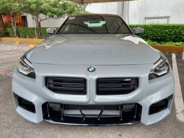 Pasay, PH - NOV 9 - PMX veya Filipin motor sporları fuarında 9 Kasım 2024, Pasay, Filipinler. PMX, Filipinler 'de düzenlenen yıllık bir yarış arabası etkinliğidir..