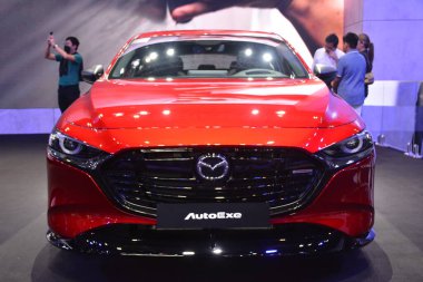 Pasay, PH - OCT 27 - PIMS veya Filipin Uluslararası Otomobil Fuarı 'nda Mazda 3 27 Ekim 2024, Pasay, Filipinler. PIMS, Filipinler 'de her iki yılda bir düzenlenen bir otomobil etkinliğidir..
