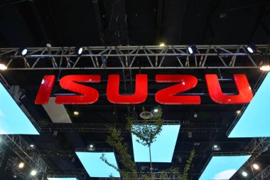Pasay, PH - OCT 27 - PIMS veya Filipin Uluslararası Otomobil Fuarı 'nda 27 Ekim 2024 tarihinde Isuzu standı tabelası. PIMS, Filipinler 'de her iki yılda bir düzenlenen bir otomobil etkinliğidir..
