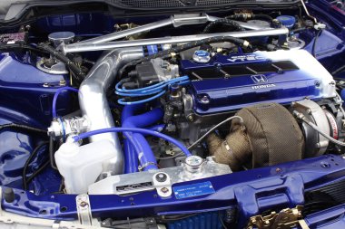 Pasay, PH-DEC 7 - Honda integra motoru çarpışan araba fuarında 7 Aralık 2024 tarihinde Pasay, Filipinler 'de. Tampon 2, Filipinler 'de düzenlenen bir piyasa sonrası araba fuarıdır..