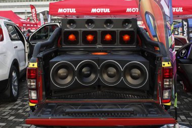 Pasay, PH-DEC 7 - Ford Ranger 7 Aralık 2024 tarihinde Pasay, Filipinler 'de tampon 2 araba fuarında. Tampon 2, Filipinler 'de düzenlenen bir piyasa sonrası araba fuarıdır..