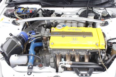 PASIG, PH - NOV 23 - Honda civic engine at DBTK Auto Salon 23 Kasım 2024, Pasig, Filipinler. 