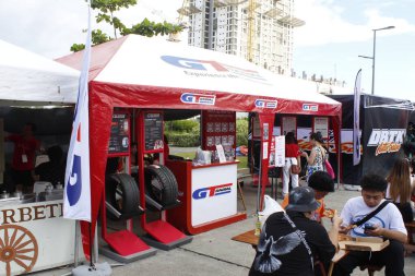 PASIG, PH - NOV 23 - Gt radyal standı 23 Kasım 2024 tarihinde Pasig, Filipinler 'de Oto Salonu' nda. 