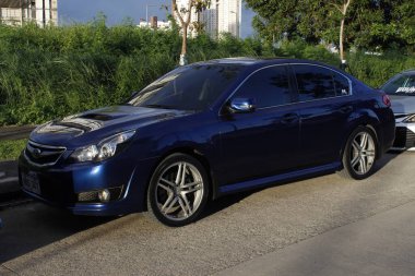 PASIG, PH - NOV 23 - DBTK Auto Salon 'da Subaru mirası 23 Kasım 2024 tarihinde Pasig, Filipinler' de. 