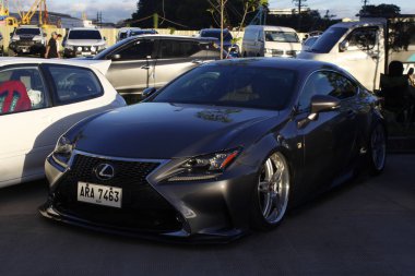 PASIG, PH - NOV 23 - Lexus Rc 350, 23 Kasım 2024 tarihinde Pasig, Filipinler 'de DBTK Otomobil Salonu' nda. 