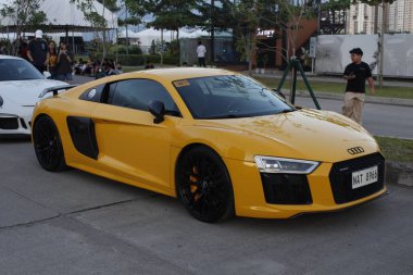 PASIG, PH - NOV 23 - Audi r8, 23 Kasım 2024 tarihinde Pasig, Filipinler 'de Oto Salonu' nda. 