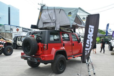 QUEZON CITY, PH - SEPT 28 - Baic b40 28 Eylül 2024 tarihinde Quezon City, Filipinler 'de 4x4 Expo' da. 4x4 Expo, Filipinler 'de düzenlenen bir off-road araç fuarıdır..