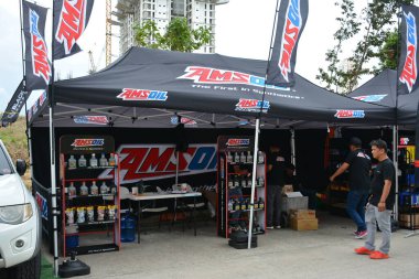 QUEZON CITY, PH - SEPT 28 - 28 Eylül 2024 'te Filipinler' in Quezon şehrinde 4x4 Expo 'daki Amground standı. 4x4 Expo, Filipinler 'de düzenlenen bir off-road araç fuarıdır..