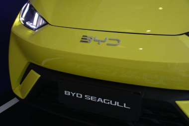 Pasay, PH-26-Byd martı Filipin Elektrik Aracı Zirvesi 'nde 26 Ekim 2024 Pasay, Filipinler. Filipin Elektrikli Araç Zirvesi, Filipinler 'de her yıl düzenlenen bir otomobil etkinliğidir..