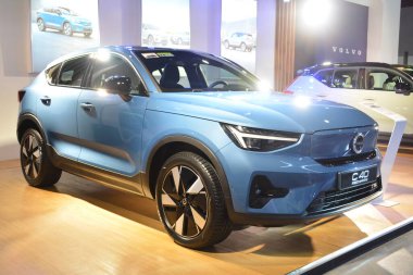 Pasay, PH - 26 - Filipin Elektrik Aracı Zirvesi 'nde Volvo c40, 26 Ekim 2024 Pasay, Filipinler. Filipin Elektrikli Araç Zirvesi, Filipinler 'de her yıl düzenlenen bir otomobil etkinliğidir..