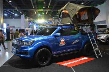 Pasay, PH - OCT 26 - Filipin Elektrik Aracı Zirvesi 'nde 26 Ekim 2024' te Filipin, Filipinler 'de zengin 6 Dongfeng. Filipin Elektrikli Araç Zirvesi, Filipinler 'de her yıl düzenlenen bir otomobil etkinliğidir..