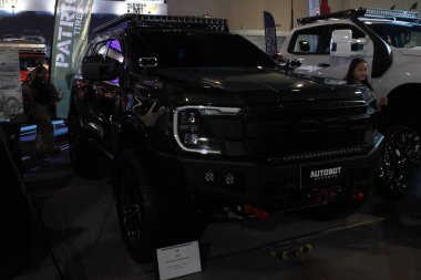 Pasay, PH-16 - Ford Everest Manila Otomobil Salonu 'nda 16 Kasım 2024 tarihinde Pasay, Filipinler' de. Manila Auto Salon, Filipinler 'de düzenlenen bir pazar sonrası araba fuarıdır..