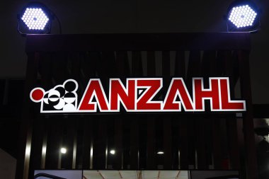 Pasay, PH-16 - 16 Kasım 2024 'te Filipinler' deki Manila Oto Salonu 'nda Anzahl imzası. Manila Auto Salon, Filipinler 'de düzenlenen bir pazar sonrası araba fuarıdır..