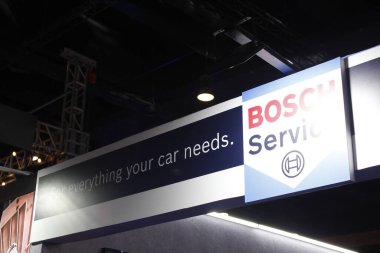 PAsay, PH-NOV 16 - 16 Kasım 2024 'te Filipinler' deki Manila Oto Salonu 'nda Bosch servis levhası. Manila Auto Salon, Filipinler 'de düzenlenen bir pazar sonrası araba fuarıdır..