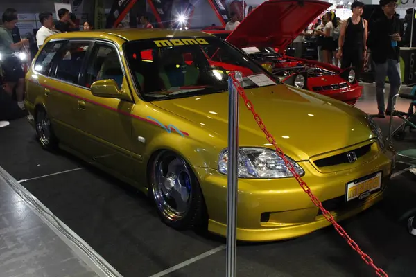 Pasay, PH-16 - Honda Civic Manila Auto Salon 'da 16 Kasım 2024 Pasay, Filipinler. Manila Auto Salon, Filipinler 'de düzenlenen bir pazar sonrası araba fuarıdır..