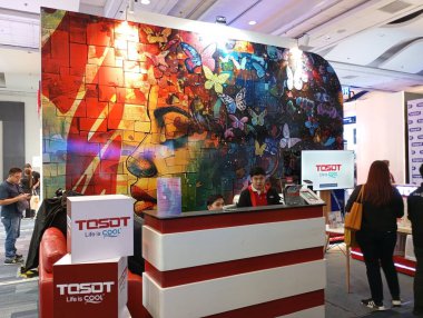 Pasay, PH-NOV 9 - Philconstruct Expo 'daki Tosot standı 9 Kasım 2024, Pasay, Filipinler. Philconstruct, Filipinler 'de her yıl düzenlenen bir inşaat sergisidir..