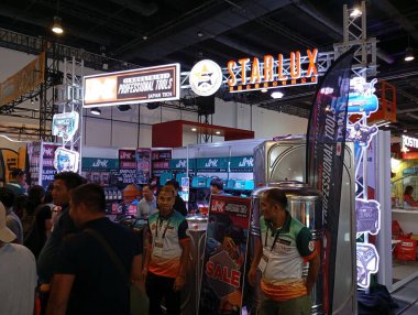 Pasay, PH-NOV 9 - Philconstruct Expo 'daki Jrk aletleri 9 Kasım 2024 tarihinde Pasay, Filipinler' de. Philconstruct, Filipinler 'de her yıl düzenlenen bir inşaat sergisidir..