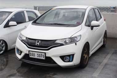 PARANAQUE, PH - 29 DEC - Manila Fitted Car 'da 29 Aralık 2024 tarihinde Paranaque, Filipinler' de karşılaşmış. Manila Fitted, Filipinler 'de bir araba etkinliği düzenleyen bir araba grubu.. 