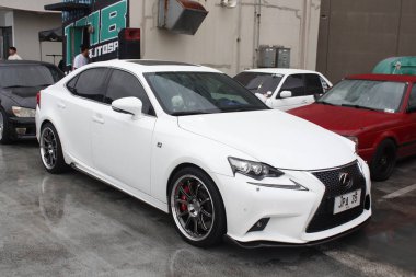PARANAQUE, PH - 29 DEC - Lexus Manila Fitted Car 'da 29 Aralık 2024 tarihinde Paranaque, Filipinler' de buluşuyor. Manila Fitted, Filipinler 'de bir araba etkinliği düzenleyen bir araba grubu.. 