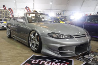 MUNTINLUPA, PH - JAN 28 - Nissan Silvia 19 Ocak 2025 tarihinde Muntinlupa, Filipinler 'de Neo klasik araba fuarında. Neo Classic, Filipinler 'de düzenlenen bir pazar sonrası araba fuarıdır..