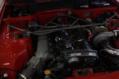 MUNTINLUPA, PH - JAN 28 - Porsche 19 Ocak 2025 tarihinde Muntinlupa, Filipinler 'de Neo klasik araba fuarında. Neo Classic, Filipinler 'de düzenlenen bir pazar sonrası araba fuarıdır..