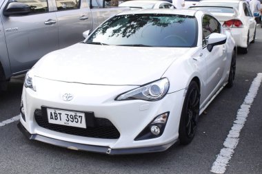 MUNTINLUPA, PH - JAN 28 - Toyota 86 19 Ocak 2025 tarihinde Muntinlupa, Filipinler 'de Neo klasik araba fuarında. Neo Classic, Filipinler 'de düzenlenen bir pazar sonrası araba fuarıdır..