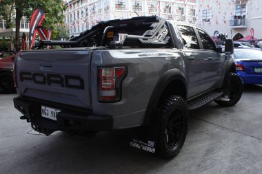 MANILA, PH-25 Ocak 2025 'te San Beda araba fuarında Ford Ranger. San Beda araba fuarı her yıl Filipinler 'de düzenlenen bir otomobil fuarıdır..