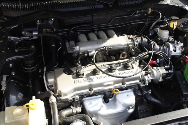 MANILA, PH - 25 Ocak - Toyota corolla motoru 25 Ocak 2025 tarihinde Manila, Filipinler 'de San Beda araba fuarında. San Beda araba fuarı her yıl Filipinler 'de düzenlenen bir otomobil fuarıdır..