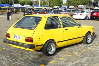 Pasay, PH - 1 Şubat - Toyota starlet at Mega meet on February 1, 2025, Pasay, Filipinler. Mega karşılaşması Filipinler 'de düzenlenen bir araba etkinliğidir..