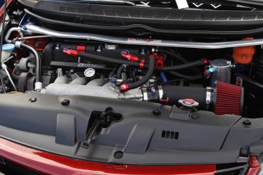 MUNTINLUPA, PH - MAR 8 - Honda Meet Manila 'da Honda civic motor 8 Mart 2025 tarihinde Muntinlupa, Filipinler' de. Honda Meet Manila, Filipinler 'de düzenlenen bir otomobil etkinliği.