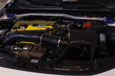 MUNTINLUPA, PH - MAR 8 - Honda Meet Manila 'da Honda civic motor 8 Mart 2025 tarihinde Muntinlupa, Filipinler' de. Honda Meet Manila, Filipinler 'de düzenlenen bir otomobil etkinliği.