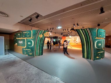 KOWLOON, HK - 22 Mayıs - HK Tarih Müzesi 22 Mayıs 2024 tarihinde Kowloon, Hong Kong. Hong Kong Tarih Müzesi, Hong Kong 'un tarihi ve kültürel mirasını koruyan bir halk müzesidir..