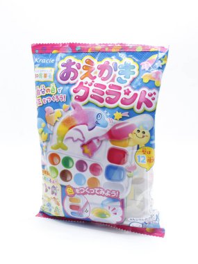 MANILA, PH - 22 Şubat - Kracie eğitim amaçlı şeker çizimi 22 Şubat 2025 tarihinde Manila, Filipinler 'de. Kracie Japonya 'da bir Japon gıda üreticisi..