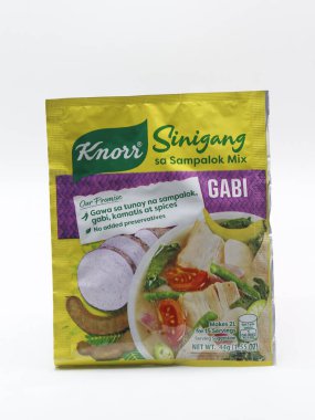 MANILA, PH - FEB 22 - Knorr sinigang (haşlanmış çanak) tozu karışımı 22 Şubat 2025 tarihinde Manila, Filipinler 'de. Knorr Almanya 'da bir Alman yiyecek ve içecek üreticisi..