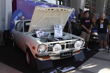 Pasay, PH - APR 13 - Mitsubishi Lancer Manila Uluslararası Otomobil Fuarı 'nda (MIAS) 13 Nisan 2025, Pasay, Filipinler. MIAS, Filipinler 'de düzenlenen bir otomobil fuarıdır..