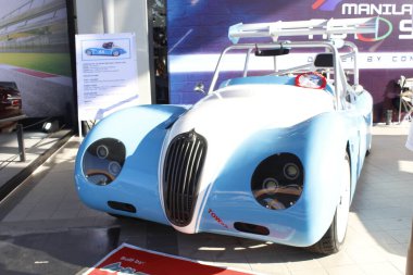 Pasay, PH - APR 13 - Jaguar xk120 Manila Uluslararası Otomobil Fuarı 'nda (MIAS) 13 Nisan 2025, Pasay, Filipinler. MIAS, Filipinler 'de düzenlenen bir otomobil fuarıdır..