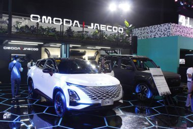Pasay, PH - APR 13 - Omoda c5 Manila Uluslararası Otomobil Fuarı 'nda (MIAS) 13 Nisan 2025, Pasay, Filipinler. MIAS, Filipinler 'de düzenlenen bir otomobil fuarıdır..