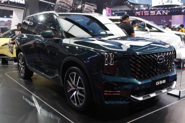 Pasay, PH - APR 13 - Gac gs8 Manila Uluslararası Otomobil Fuarı 'nda (MIAS) 13 Nisan 2025, Pasay, Filipinler. MIAS, Filipinler 'de düzenlenen bir otomobil fuarıdır..