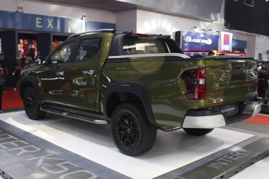 Pasay, PH - APR 13 - Manila Uluslararası Otomobil Fuarı 'nda (MIAS) Changan avcısı 13 Nisan 2025 tarihinde Pasay, Filipinler' de. MIAS, Filipinler 'de düzenlenen bir otomobil fuarıdır..