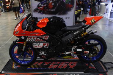 Pasay, PH - MAR 22 - Yamaha motosiklet yarışları içinde 22 Mart 2025 tarihinde Pasay, Filipinler 'de. İçerideki bisiklet festivali Filipinler 'de bir motosiklet etkinliği..