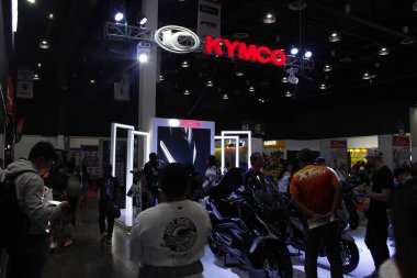 Pasay, PH - MAR 22 - Kymco standında 22 Mart 2025 tarihinde Pasay, Filipinler 'de yarışa katıldı. İçerideki bisiklet festivali Filipinler 'de bir motosiklet etkinliği..