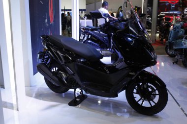 Pasay, PH - MAR 22 - Kymco skytown 22 Mart 2025 tarihinde Pasay, Filipinler 'de Inside yarış bisikleti festivalinde. İçerideki bisiklet festivali Filipinler 'de bir motosiklet etkinliği..