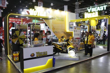 Pasay, PH - MAR 22 - Volga standı 22 Mart 2025 tarihinde Pasay, Filipinler 'de gerçekleştirildi. İçerideki bisiklet festivali Filipinler 'de bir motosiklet etkinliği..
