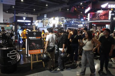 PASAY, PH - APR. 5 - Makina Moto Show 'daki Harley Daviddson standı 5 Nisan 2025, Pasay, Filipinler. Makina Moto, Filipinler 'de düzenlenen bir motosiklet fuarı.. 