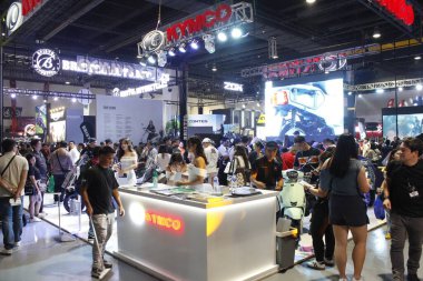 PASAY, PH - APR. 5 - Kymco standı Makina Moto Show 'da 5 Nisan 2025 Pasay, Filipinler' de. Makina Moto, Filipinler 'de düzenlenen bir motosiklet fuarı.. 