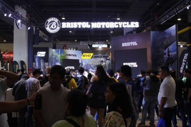 PASAY, PH - APR. 5 - Bristol motosiklet standı Makina Moto Show, 5 Nisan 2025 Pasay, Filipinler. Makina Moto, Filipinler 'de düzenlenen bir motosiklet fuarı.. 