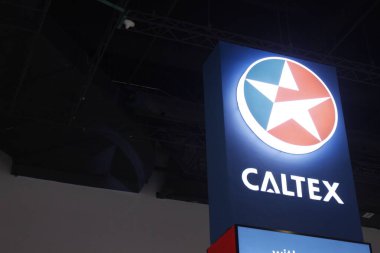 PASAY, PH - APR. 5 - 5 Nisan 2025 'te Filipinler' deki Makina Moto Show 'da Caltex standı tabelası. Makina Moto, Filipinler 'de düzenlenen bir motosiklet fuarı.. 