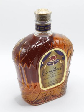 22 Şubat 2025 'te Manila, Filipinler' de kraliyet viskisi tacını giymiştir. Crown Royal Kanada 'da bir damıtma tesisidir..